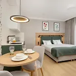 Lägenhetshotell Modrak Swornegacie