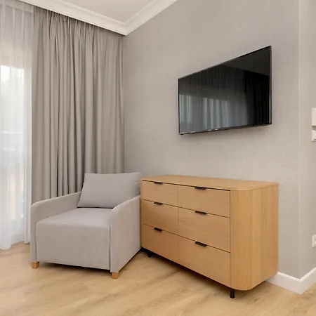 Modrak Aparthotel Swornegacie