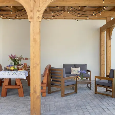 Modrak アパートホテル スヲーネガシエ