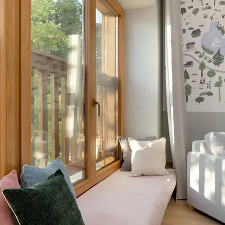 アパートホテル Modrak