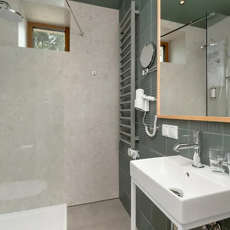 Modrak Aparthotel Swornegacie