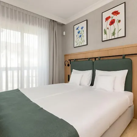 Aparthotel Modrak *