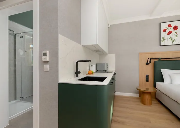 Modrak 4* Swornegacie